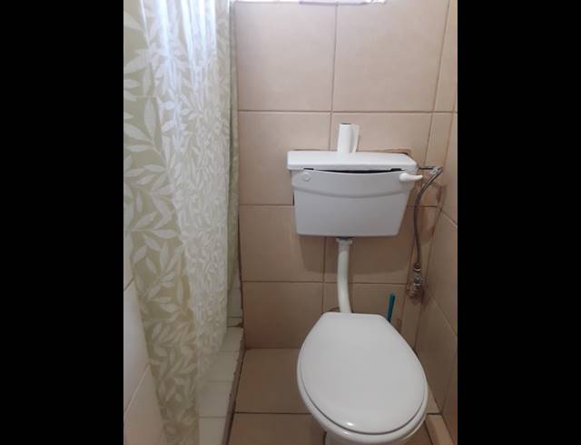 3 BEDROOM HOUSE FOR SALE IN LENNOXTON